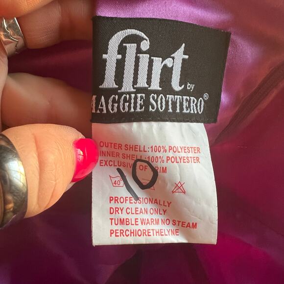 FLIRT MAGGIE SOTERRO Hot Violet Sweetheart Neckline Bling Slit Leg Chiffon P5830 - Picture 9 of 10